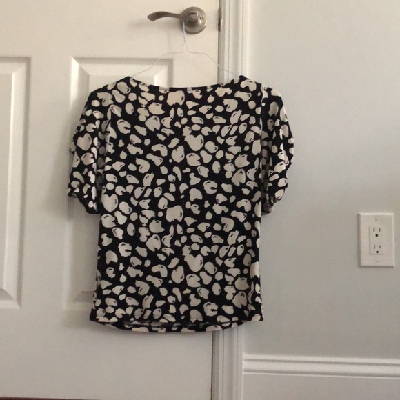 Black and white blouse - Picture 2 of 2